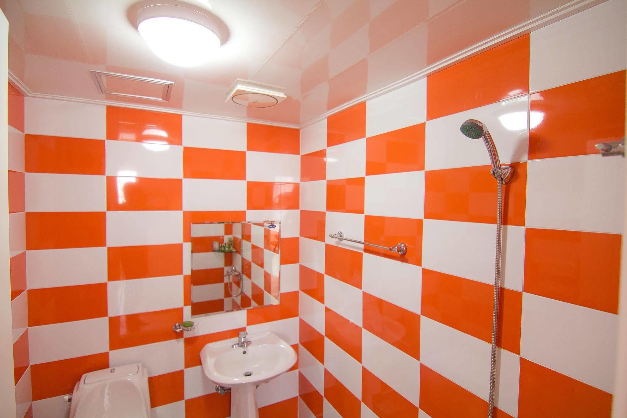 Sum Guesthouse Jeju Airport Hostel *